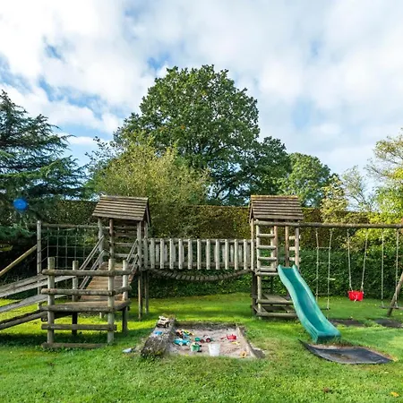 Sporthotel Taeru 펜션 4*